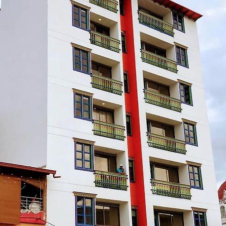 Apartamentos San Jose Vistal Al Lago, Cerca Del Parque. Guatape. Екстер'єр фото